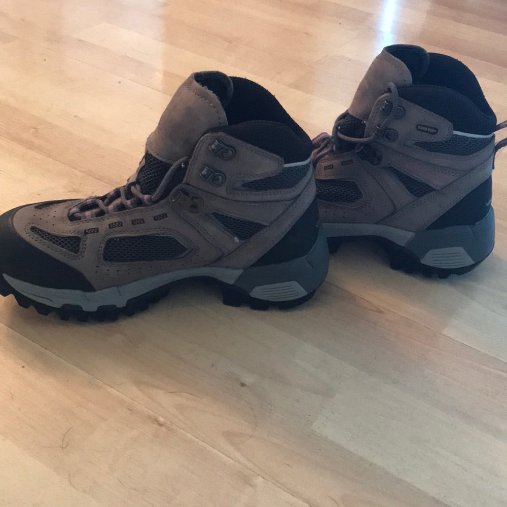 Vasque hiking boots